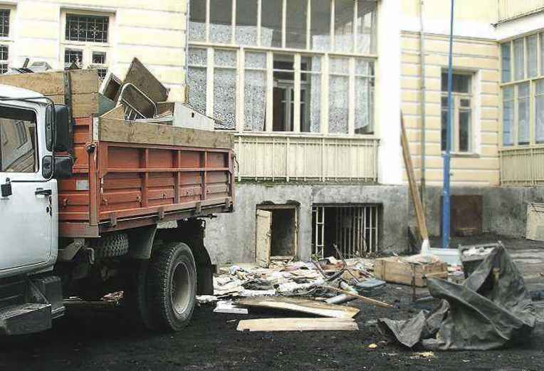Вывоз бытового и строительного мусора по Владикавказу